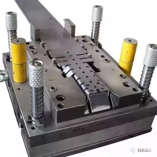 使用特殊成型工具的注意事项